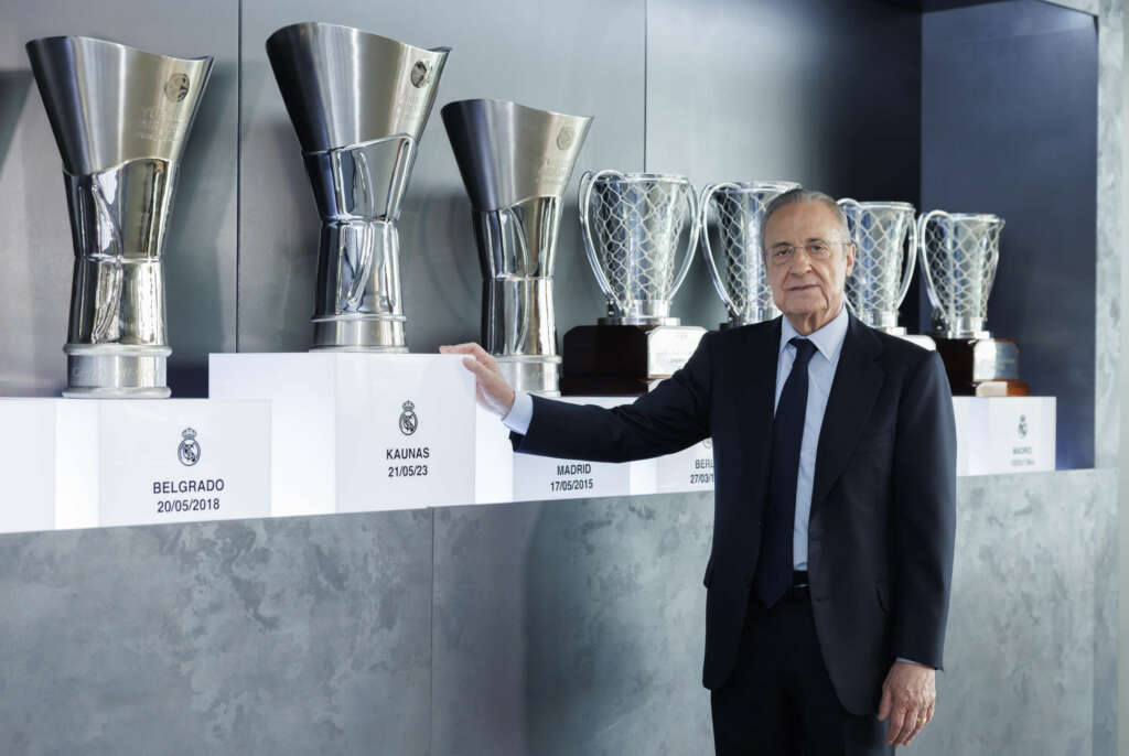 Florentino Pérez Y El Real Madrid: Éxitos Y Fracasos De Su Gestión. Florentino Pérez Y El Real Madrid: Éxitos Y Fracasos De Su Gestión.