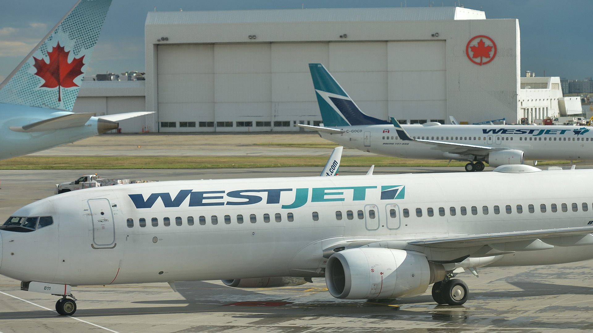 Foreign Airlines Acquire 25% Of WestJet, Marking Onex Investment Exit Foreign Airlines Acquire 25% Of WestJet, Marking Onex Investment Exit