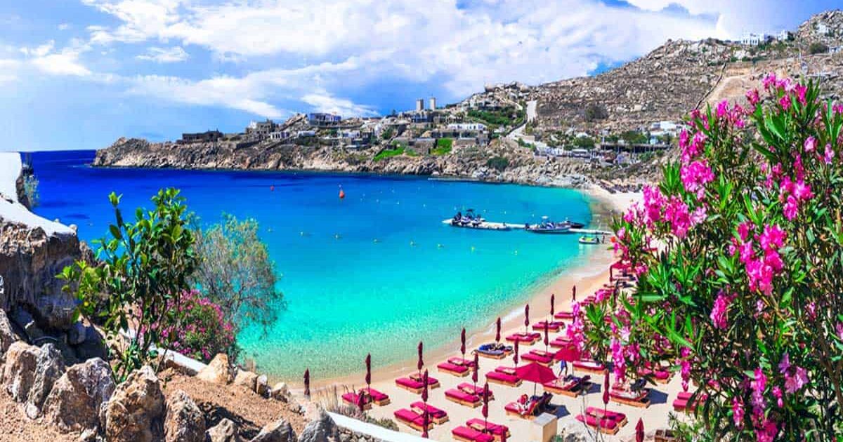 Foreign Office Issues Urgent Greece Travel Warning For British Citizens Foreign Office Issues Urgent Greece Travel Warning For British Citizens