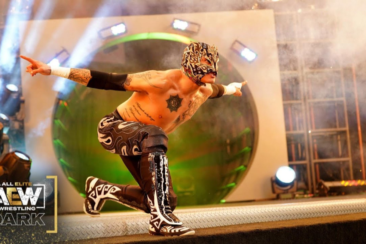 Former AEW Champion Rey Fenix Debuts On SmackDown Former AEW Champion Rey Fenix Debuts On SmackDown