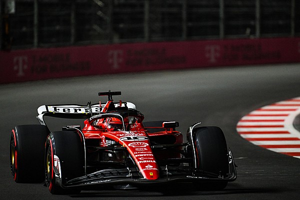 Formula 1 Şoku: Hamilton Ve Leclerc Yarıştan Çıkarıldı Formula 1 Şoku: Hamilton Ve Leclerc Yarıştan Çıkarıldı