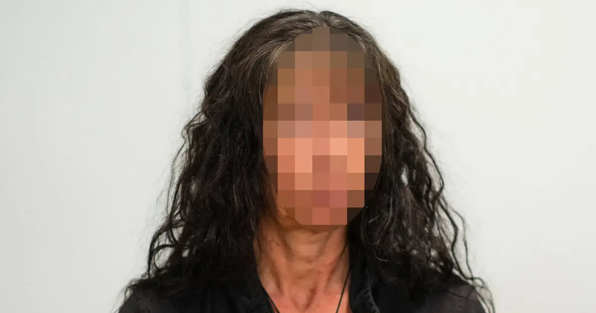 Frau In Bayern Soll Marihuana In Automatenkiosk Verkauft Haben: Ermittlungen Laufen Frau In Bayern Soll Marihuana In Automatenkiosk Verkauft Haben: Ermittlungen Laufen