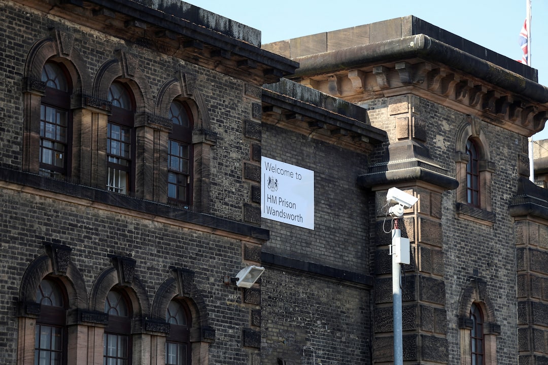 Government Defends Early Release Plan To Alleviate Prison Overcrowding Government Defends Early Release Plan To Alleviate Prison Overcrowding