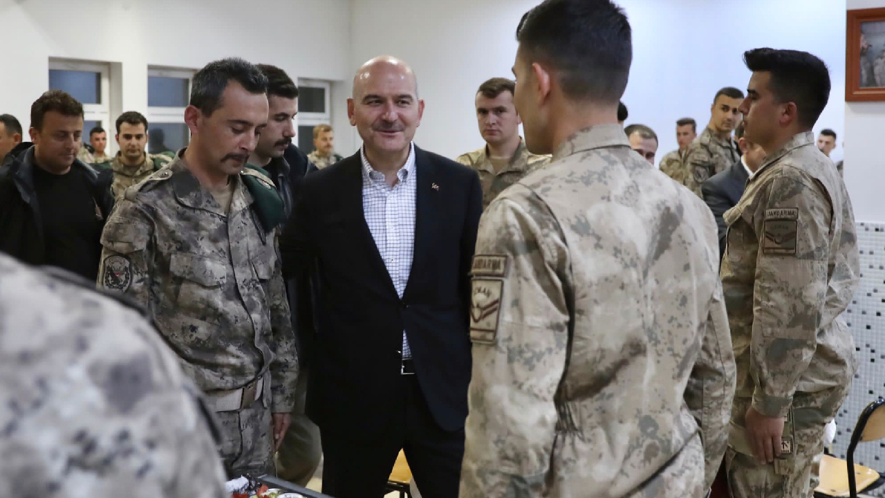Hakkari'de Hakim Ve Savcılar İçin Geleneksel İftar Programı Gerçekleştirildi Hakkari'de Hakim Ve Savcılar İçin Geleneksel İftar Programı Gerçekleştirildi