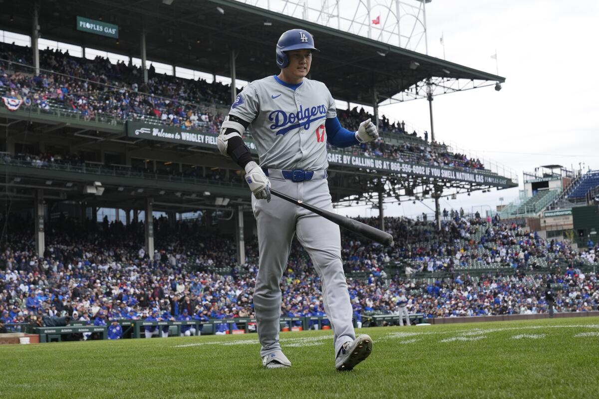 Happ's Walk-Off Delivers Cubs Victory Over Dodgers Happ's Walk-Off Delivers Cubs Victory Over Dodgers