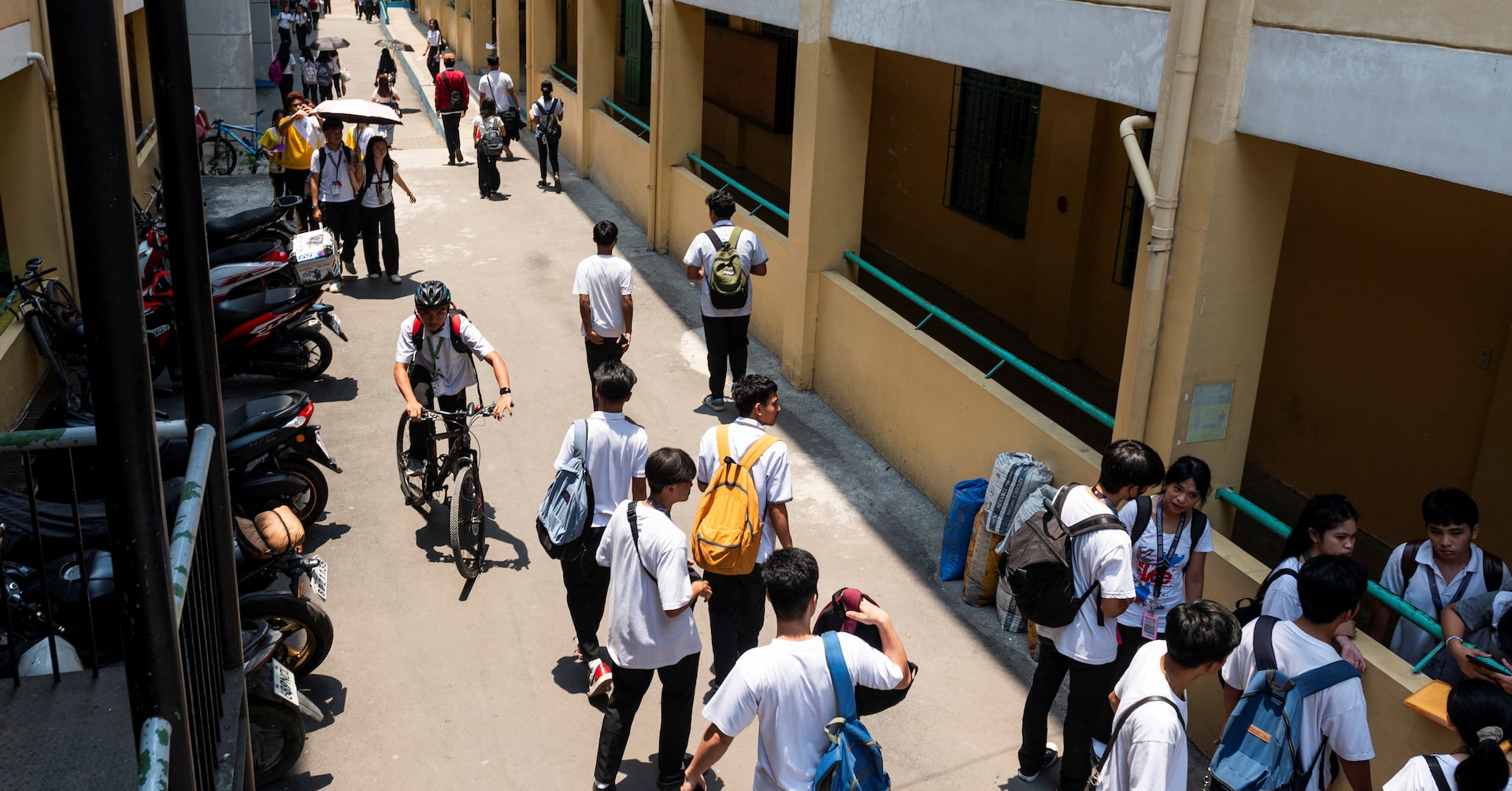 Heat Wave Forces School Closures Across Half Of Philippine Capital Heat Wave Forces School Closures Across Half Of Philippine Capital