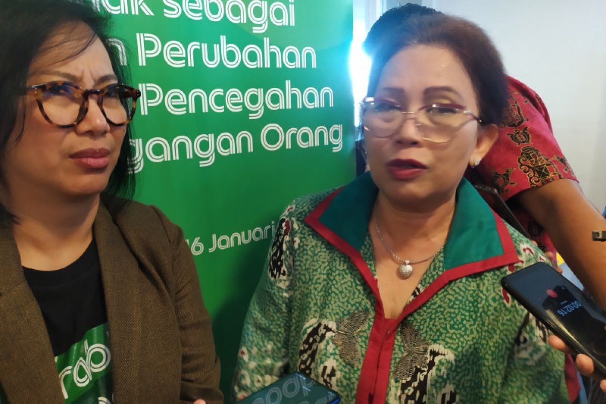 Heboh! Bule Kawin Kontrak Di Bali: Modus Kuasai Properti? Heboh! Bule Kawin Kontrak Di Bali: Modus Kuasai Properti?