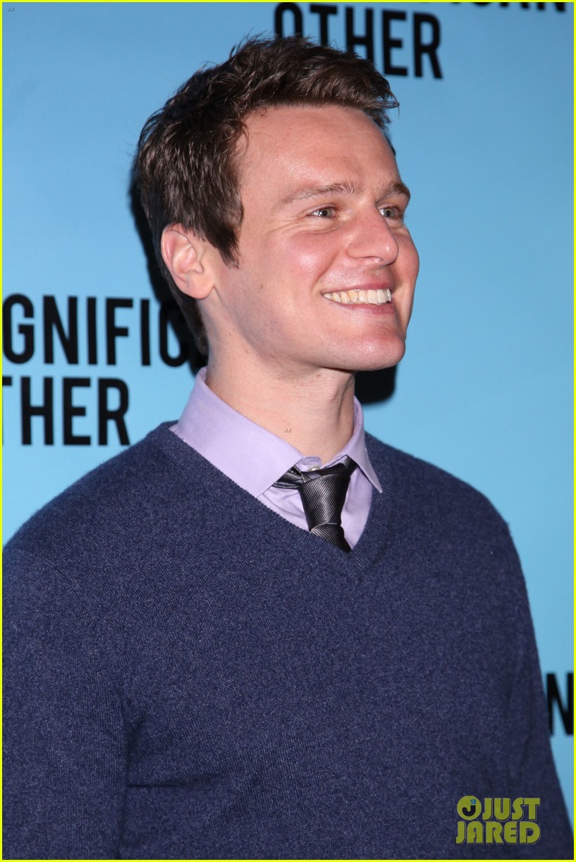 Hilarious Étoile Scene: A Spring Awakening Reunion For Gideon Glick And Jonathan Groff Hilarious Étoile Scene: A Spring Awakening Reunion For Gideon Glick And Jonathan Groff