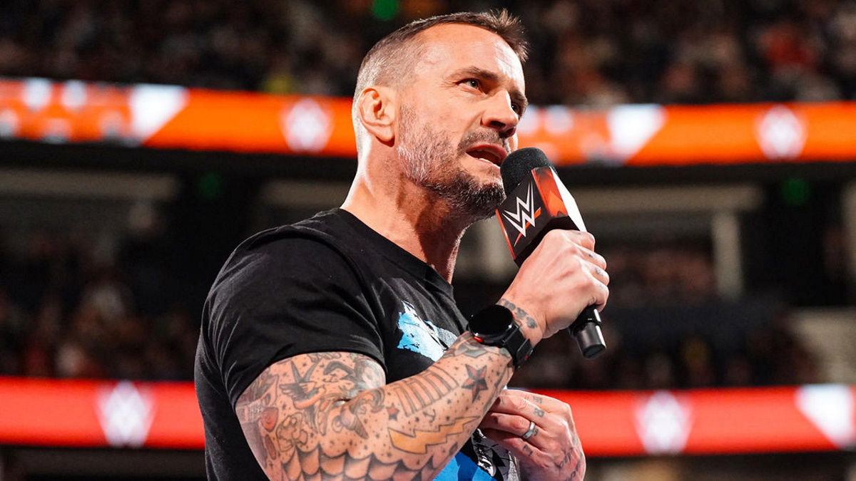 Hinchcliffe's WWE Appearance: A Behind-the-Scenes Look At A Failed Segment Hinchcliffe's WWE Appearance: A Behind-the-Scenes Look At A Failed Segment