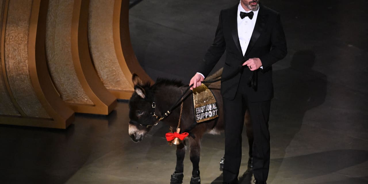 History's Biggest Oscars Snubs: Injustice At The Academy Awards History's Biggest Oscars Snubs: Injustice At The Academy Awards
