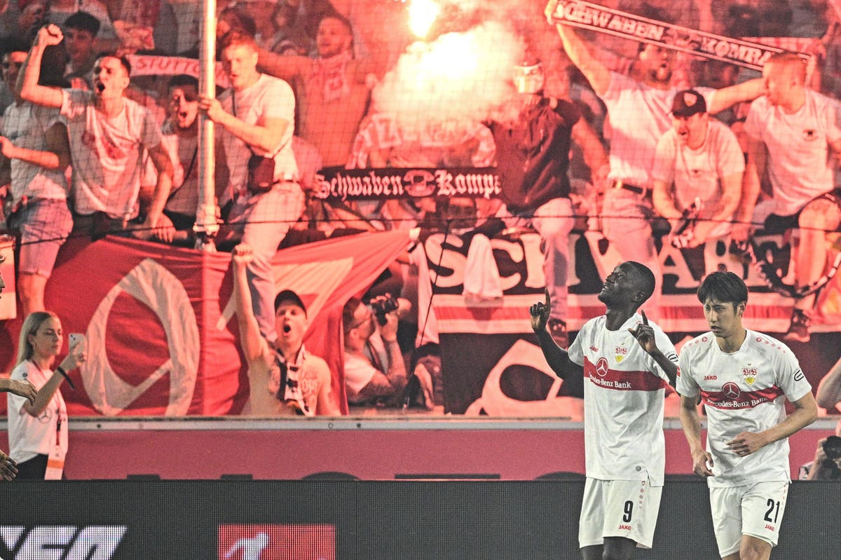 Holstein Kiel's Bundesliga Debut Ends In Relegation Holstein Kiel's Bundesliga Debut Ends In Relegation