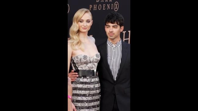How Joe Jonas Handled A Couple Arguing Over Him How Joe Jonas Handled A Couple Arguing Over Him