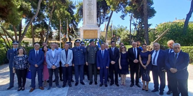 Η Χρόνια Κρίση Στους Σιδηροδρόμους: Προς Μια Βιώσιμη Λύση Η Χρόνια Κρίση Στους Σιδηροδρόμους: Προς Μια Βιώσιμη Λύση