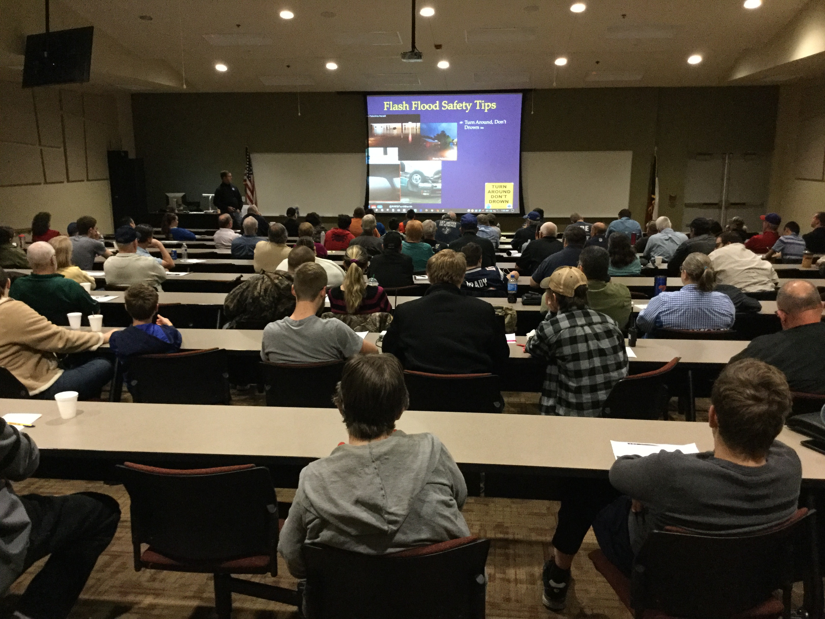 Improve Your Storm Spotting Skills: Tom Atkins' SKYWARN Class Improve Your Storm Spotting Skills: Tom Atkins' SKYWARN Class