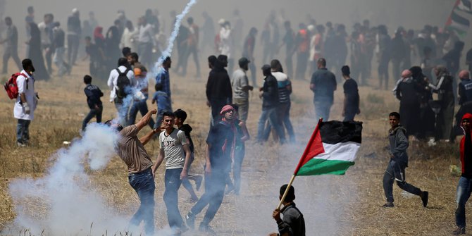 Infografis: Pesimisme Meningkat: Jalan Menuju Solusi Dua Negara Israel-Palestina & Peran Indonesia Infografis: Pesimisme Meningkat: Jalan Menuju Solusi Dua Negara Israel-Palestina & Peran Indonesia