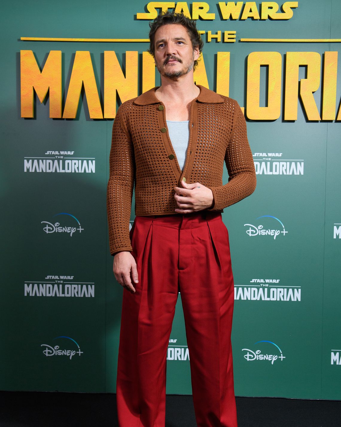 Internet Buzz: Pedro Pascal's Latest Colorful Fantasy Performance Internet Buzz: Pedro Pascal's Latest Colorful Fantasy Performance
