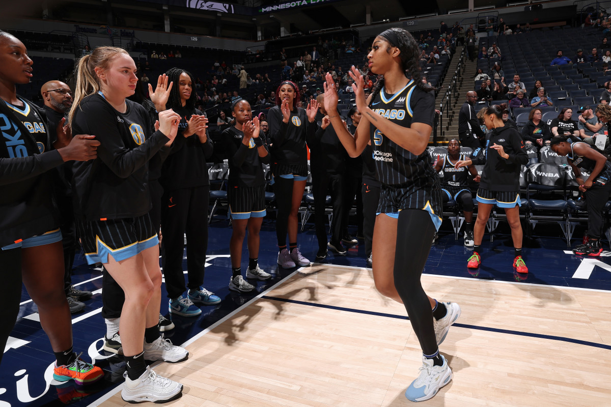 Investigation Launched Into Racial Slurs Targeting Angel Reese In WNBA Investigation Launched Into Racial Slurs Targeting Angel Reese In WNBA