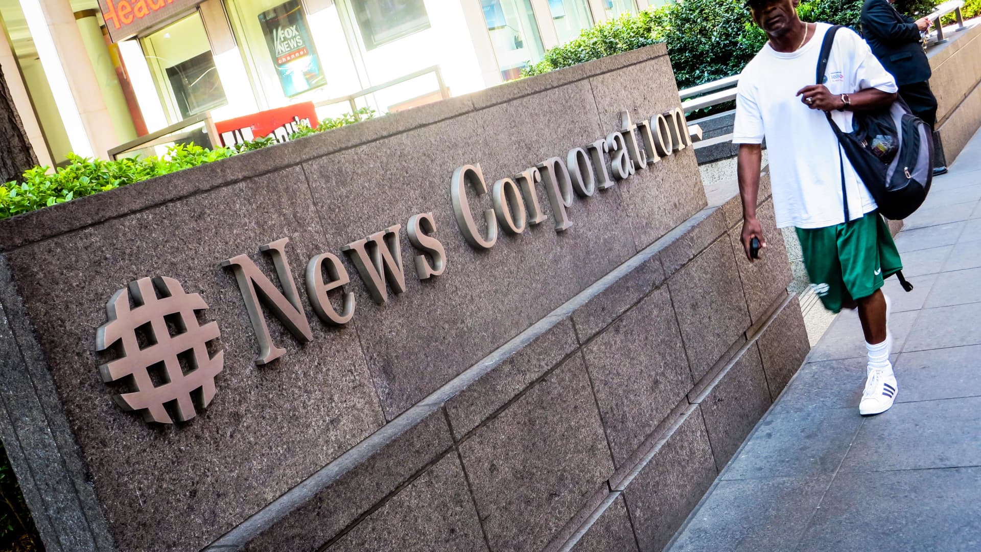 Is News Corp An Undervalued Gem? A Deep Dive Into Its Business Units Is News Corp An Undervalued Gem? A Deep Dive Into Its Business Units