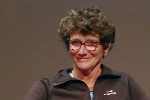 Isabelle Autissier : Pas De Divisions Sur Les Questions Écologiques Isabelle Autissier : Pas De Divisions Sur Les Questions Écologiques