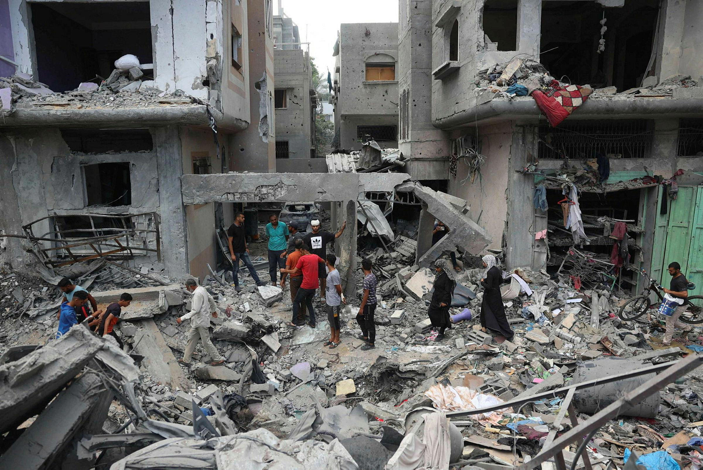Israel's Airstrike Targets Hamas Leader Sinwar In Gaza Israel's Airstrike Targets Hamas Leader Sinwar In Gaza