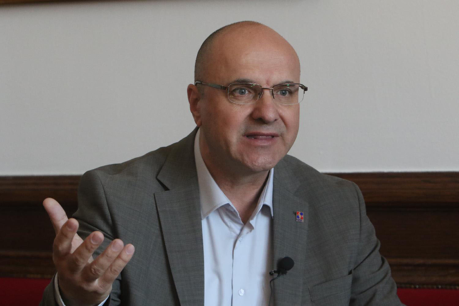 Izjava Pavla Grbovića: Komentar O Prelaznoj Vladi Izjava Pavla Grbovića: Komentar O Prelaznoj Vladi