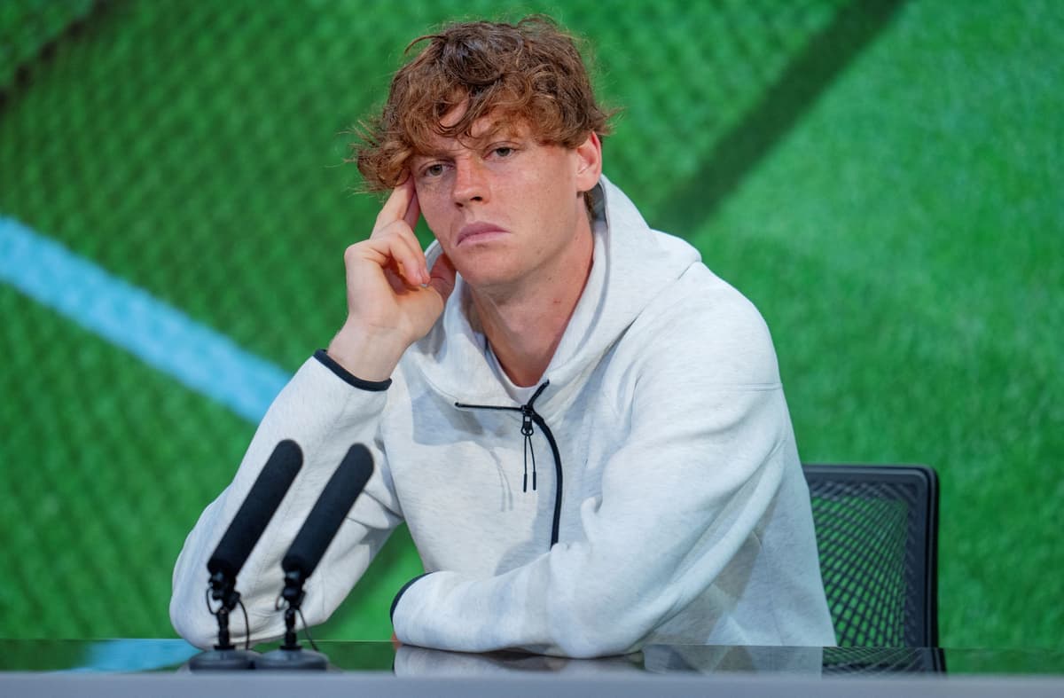 Jannik Sinner Battles Back To Win In Paris Jannik Sinner Battles Back To Win In Paris