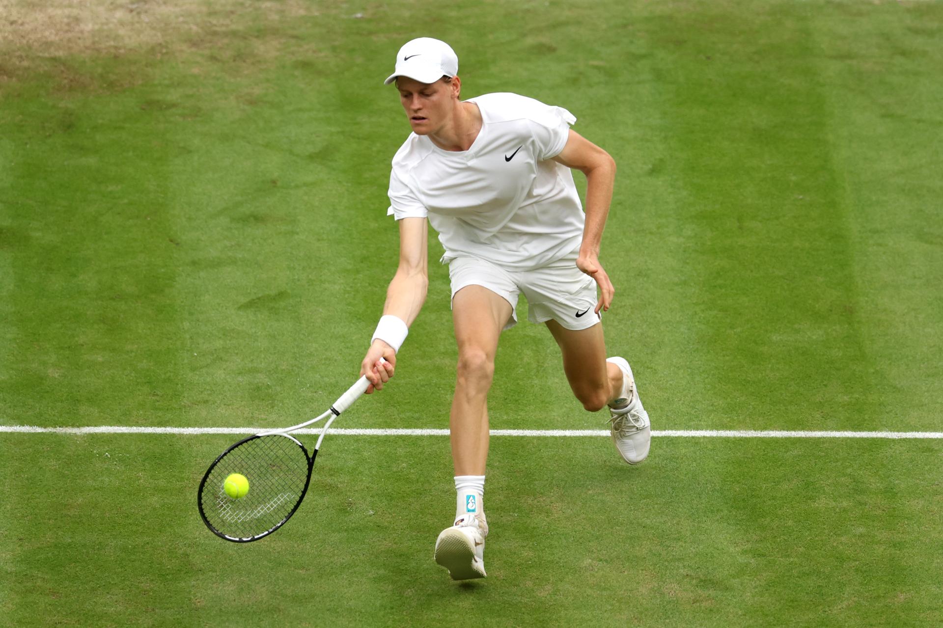 Jannik Sinner's Branding: Why The Fox Logo Falls Short Of Federer's RF Jannik Sinner's Branding: Why The Fox Logo Falls Short Of Federer's RF