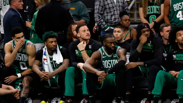 Jayson Tatum's Ankle: Pain, Injury Details, And The Celtics' Season Outlook Jayson Tatum's Ankle: Pain, Injury Details, And The Celtics' Season Outlook