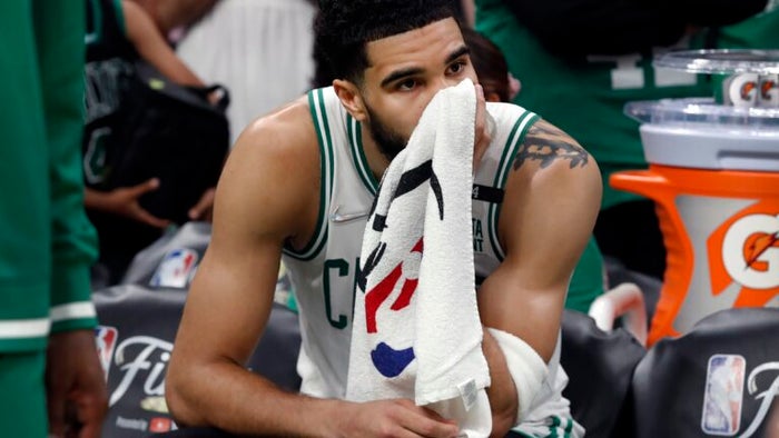 Jayson Tatum's X-Rays Negative After Wrist Injury In Celtics' Win Jayson Tatum's X-Rays Negative After Wrist Injury In Celtics' Win