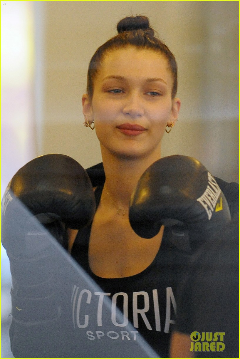 Jennifer Lopez's AMAs Hosting Gig: 2025 Jennifer Lopez's AMAs Hosting Gig: 2025