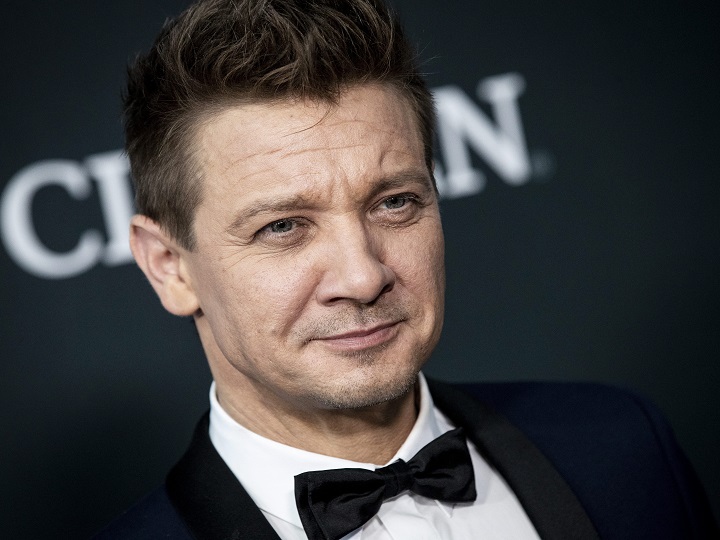 Jessica Simpson And Jeremy Renner: Rumored Romance And Current Status Jessica Simpson And Jeremy Renner: Rumored Romance And Current Status