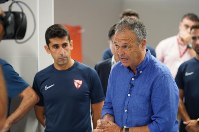 Joaquín Caparrós, Nuevo Entrenador Del Sevilla FC Tras El Despido De García Pimienta Joaquín Caparrós, Nuevo Entrenador Del Sevilla FC Tras El Despido De García Pimienta