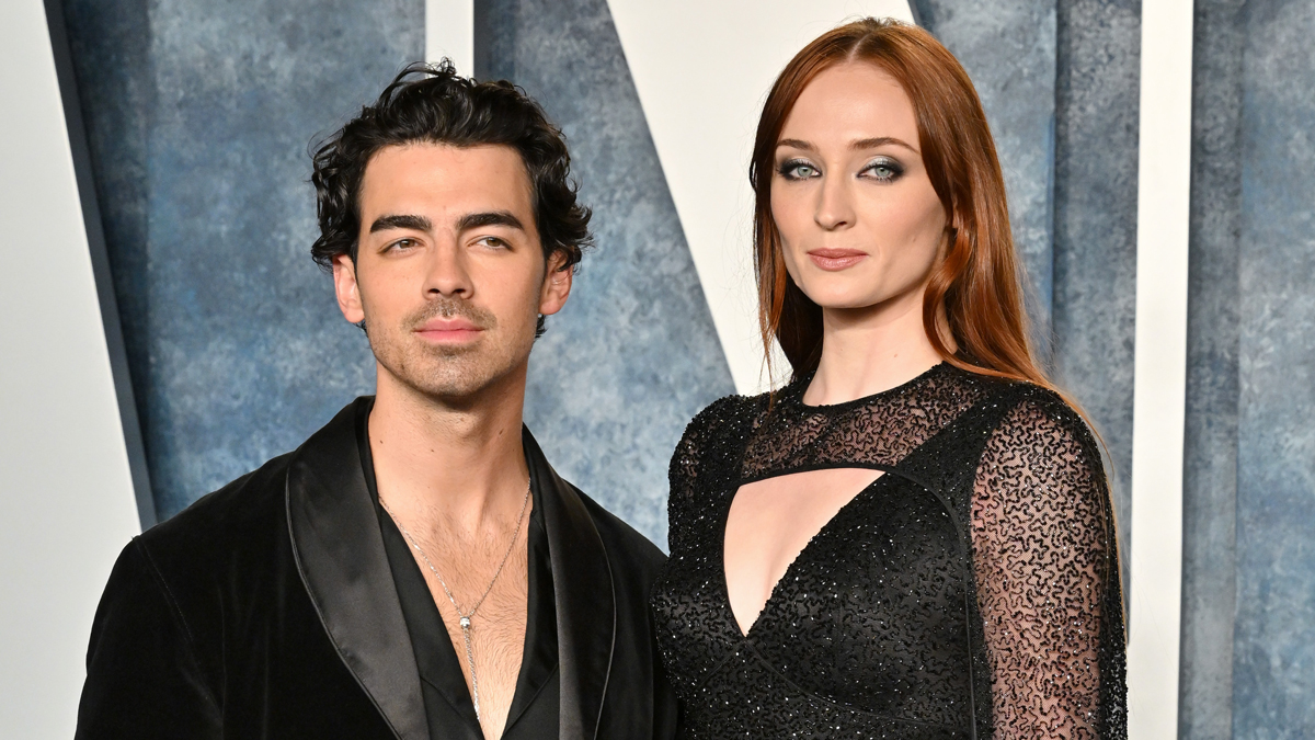 Joe Jonas And The Couple's Argument: A Funny Turn Of Events Joe Jonas And The Couple's Argument: A Funny Turn Of Events