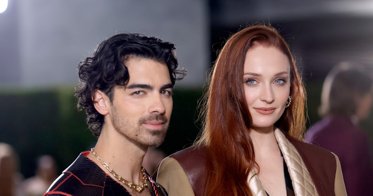 Joe Jonas's Mature Reaction To A Couple's Argument Joe Jonas's Mature Reaction To A Couple's Argument