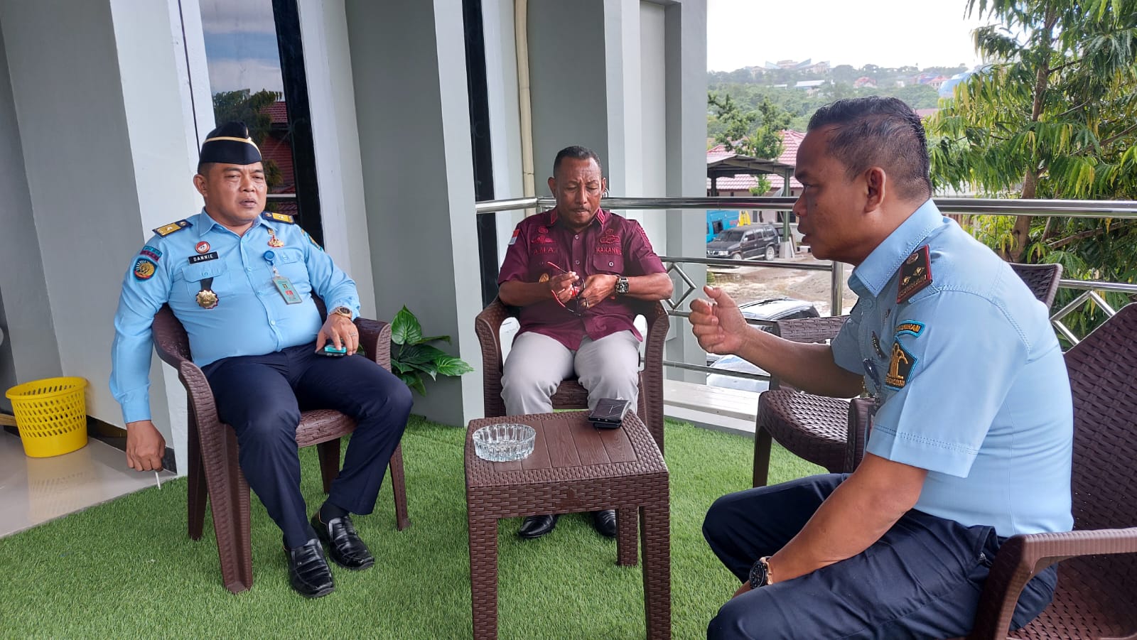 Kakanwil Papua Ajak Semua Pihak Dukung Persipura Menuju Kemenangan Kakanwil Papua Ajak Semua Pihak Dukung Persipura Menuju Kemenangan