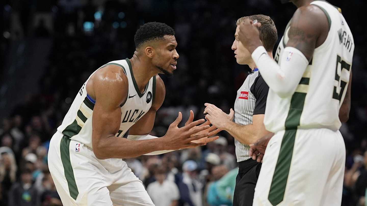 Knicks Win Over Pistons: NBA Referees Admit To Crucial Missed Foul Knicks Win Over Pistons: NBA Referees Admit To Crucial Missed Foul