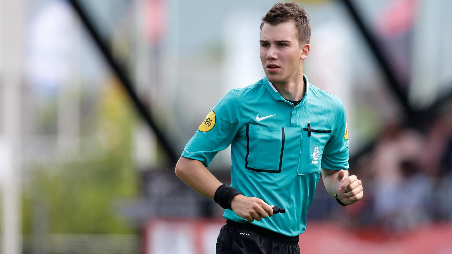 KNVB Bespreekt Contractverlenging Met Potentiële Farioli-opvolger KNVB Bespreekt Contractverlenging Met Potentiële Farioli-opvolger