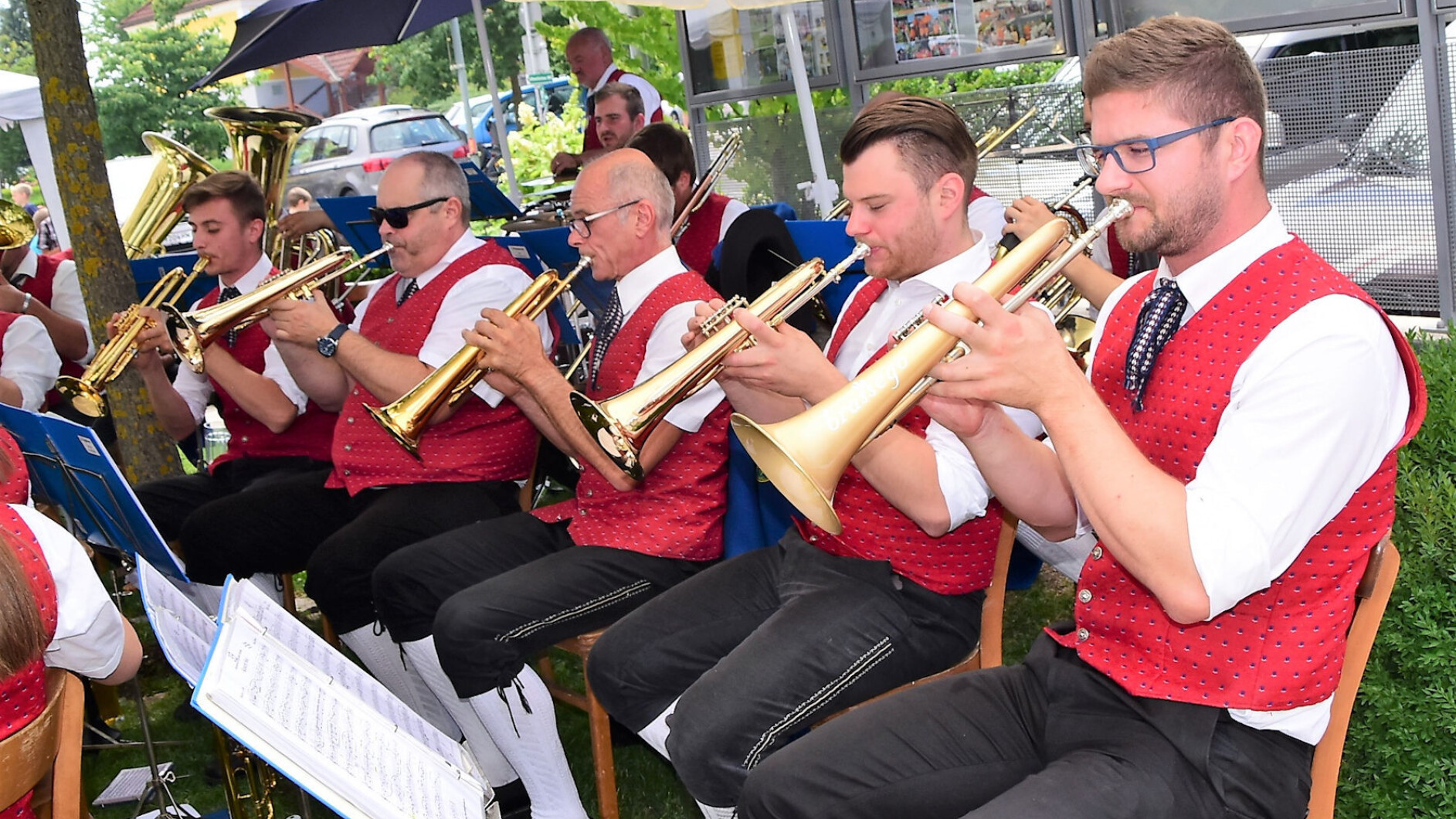 Konzertankündigung: Musikverein Viehdorf Präsentiert Frühlingskonzert Konzertankündigung: Musikverein Viehdorf Präsentiert Frühlingskonzert
