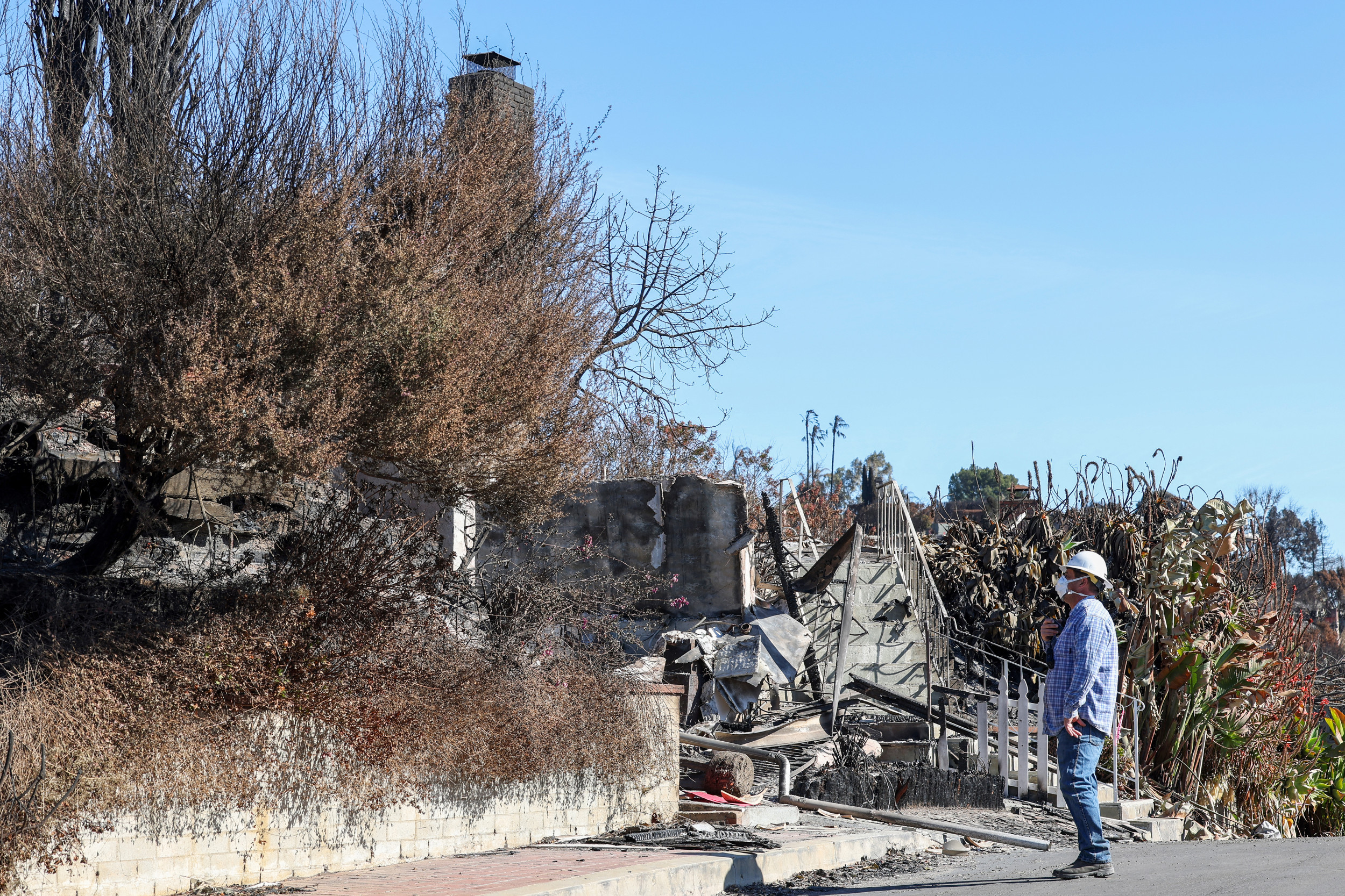 LA Landlord Practices Under Scrutiny Following Fires: Price Gouging Allegations LA Landlord Practices Under Scrutiny Following Fires: Price Gouging Allegations