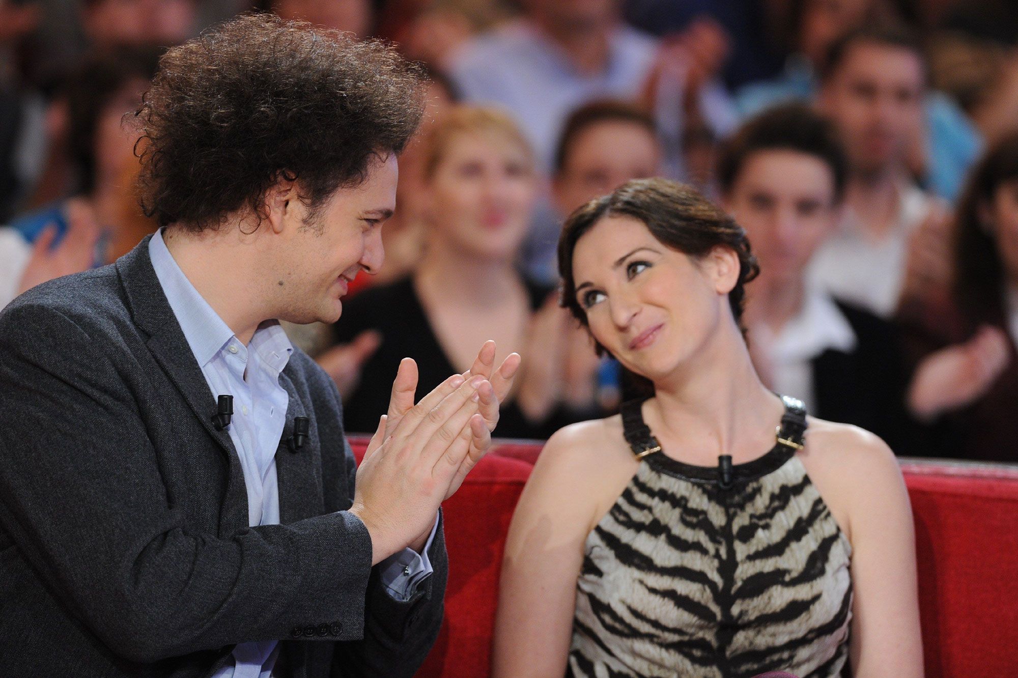 La Vie Amoureuse D'Eric Antoine : Un Acteur Célèbre Impliqué ? La Vie Amoureuse D'Eric Antoine : Un Acteur Célèbre Impliqué ?