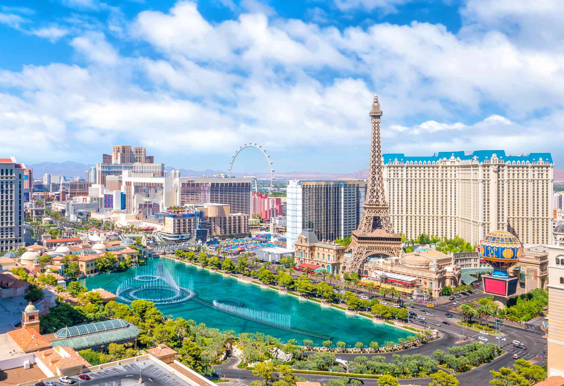 Las Vegas Downtown Hotels: How Much Are Resort Fees? Las Vegas Downtown Hotels: How Much Are Resort Fees?