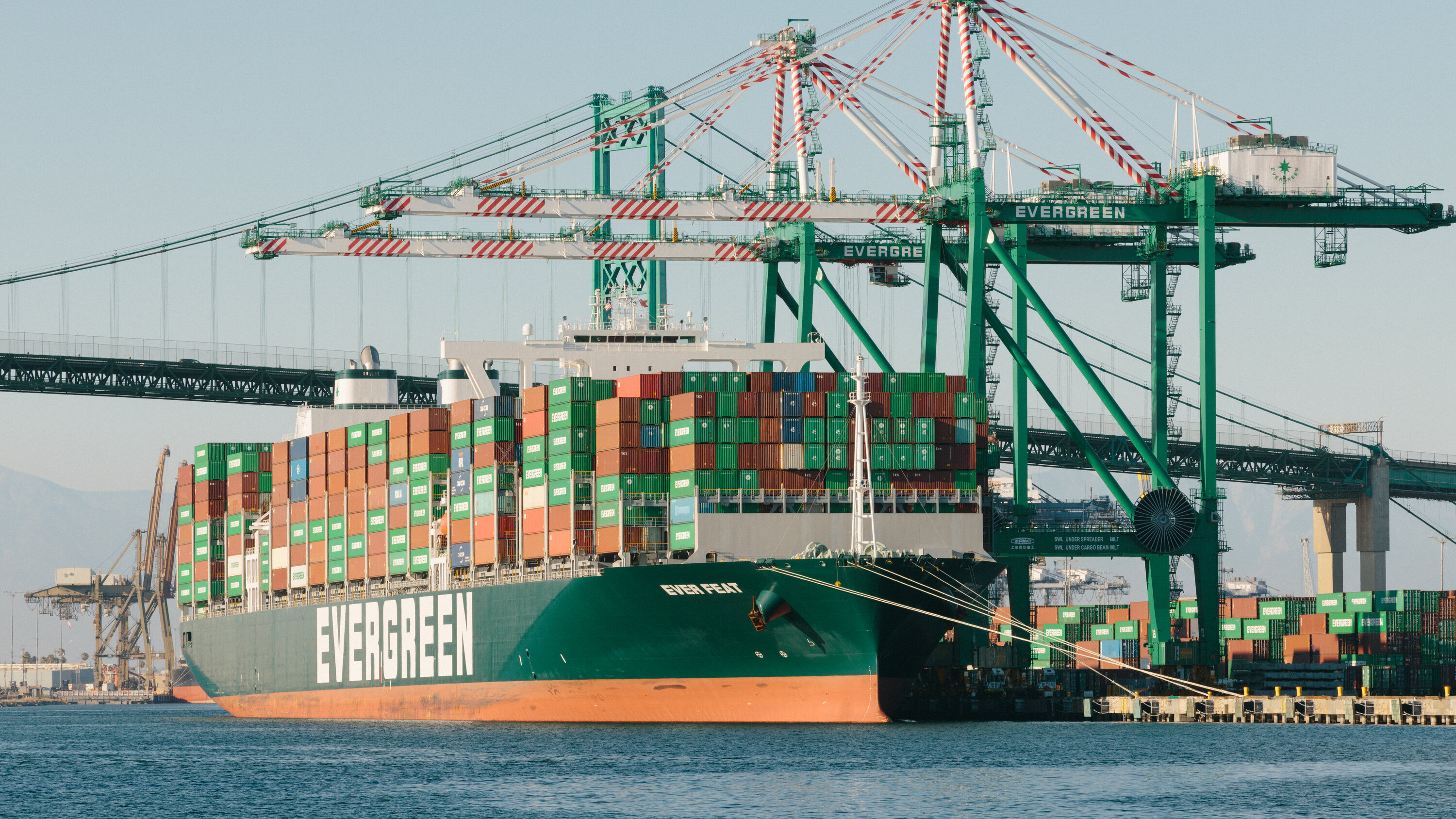 Last-Minute Rush: China-US Trade Before Truce Deadline Last-Minute Rush: China-US Trade Before Truce Deadline