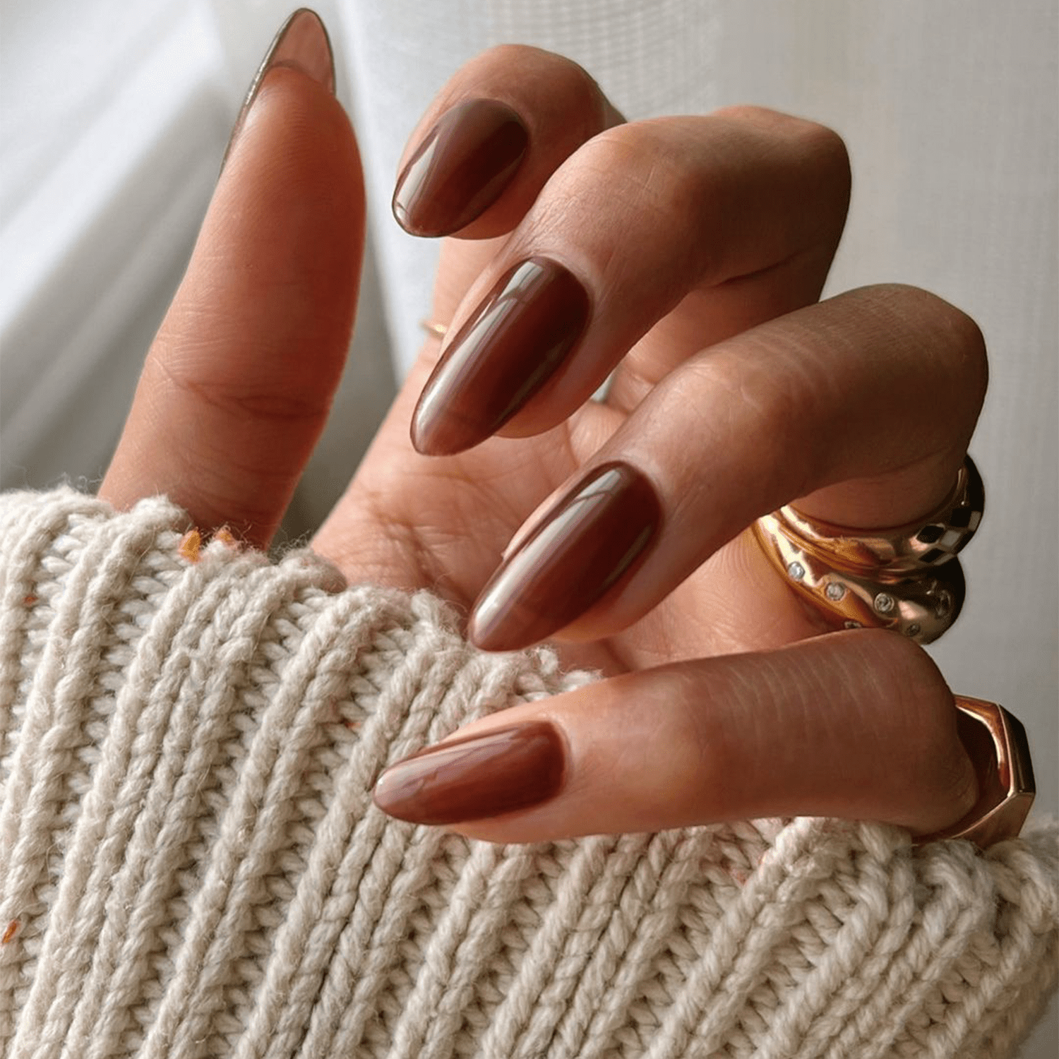 Lavender Milk Nails: Warum Diese Farbe Jetzt Im Trend Liegt Lavender Milk Nails: Warum Diese Farbe Jetzt Im Trend Liegt