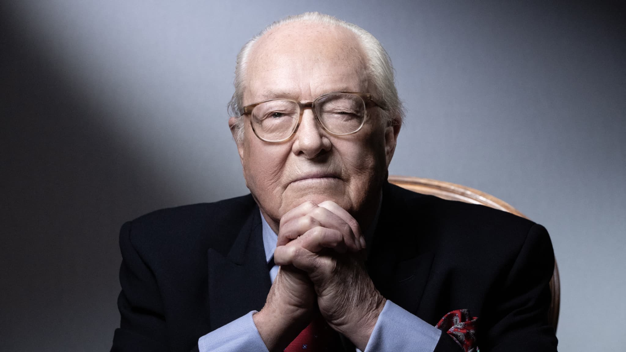 Le Pen's Paris Rally: Accusations Of A Political Witch Hunt Le Pen's Paris Rally: Accusations Of A Political Witch Hunt