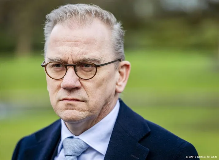 Leeflang-affaire: NPO Toezichthouder Vereist Gesprek Met Bruins Leeflang-affaire: NPO Toezichthouder Vereist Gesprek Met Bruins
