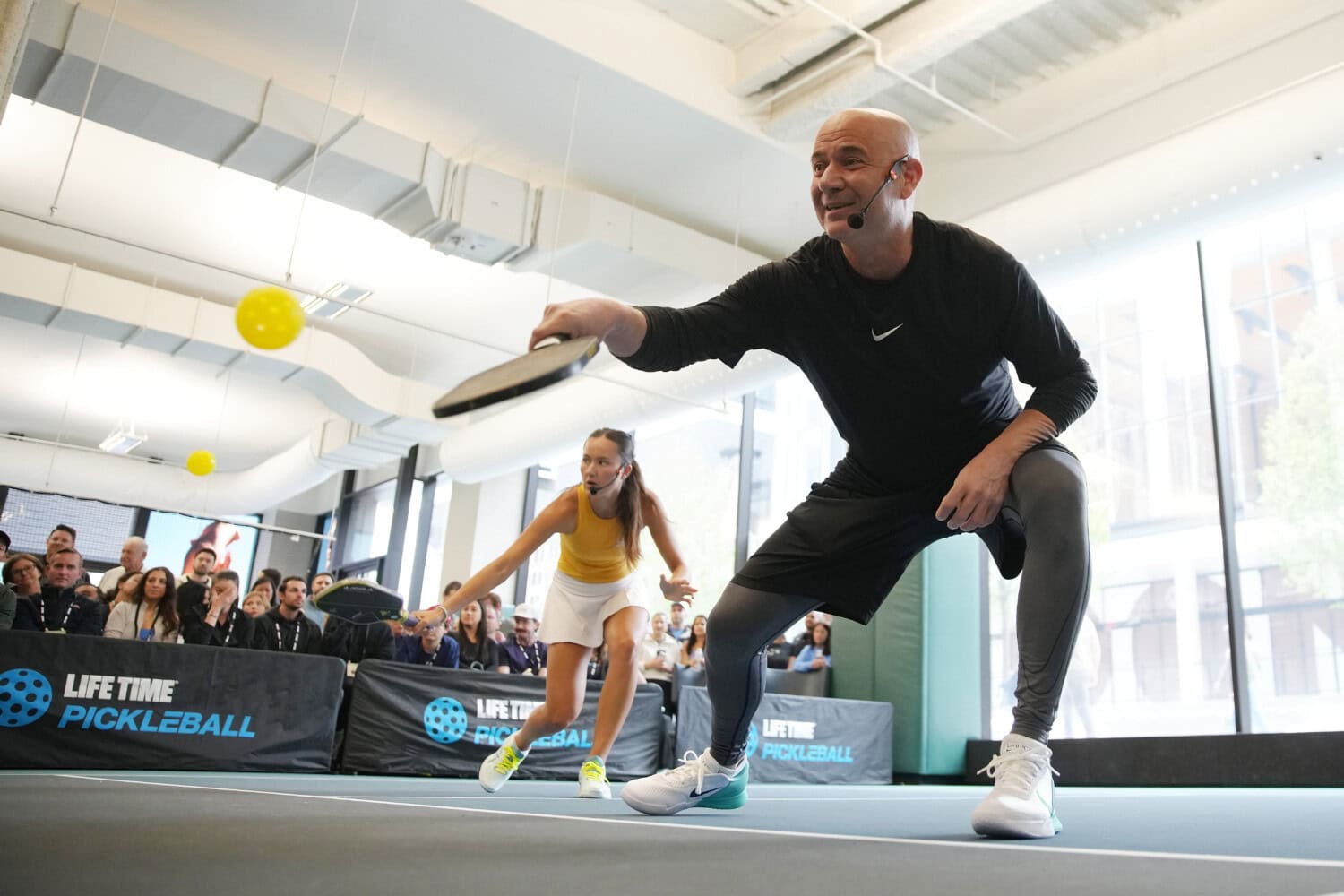 Legenda Tenisului, Andre Agassi, Joacă Pickleball Legenda Tenisului, Andre Agassi, Joacă Pickleball