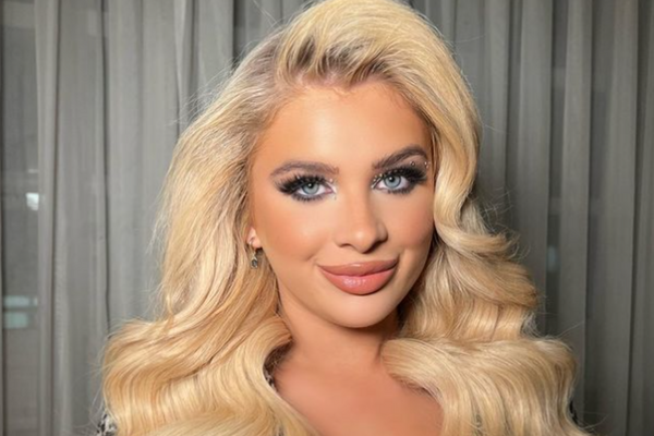 Liberty Poole's Red Mini: A Head-Turning Look From The Love Island Star Liberty Poole's Red Mini: A Head-Turning Look From The Love Island Star