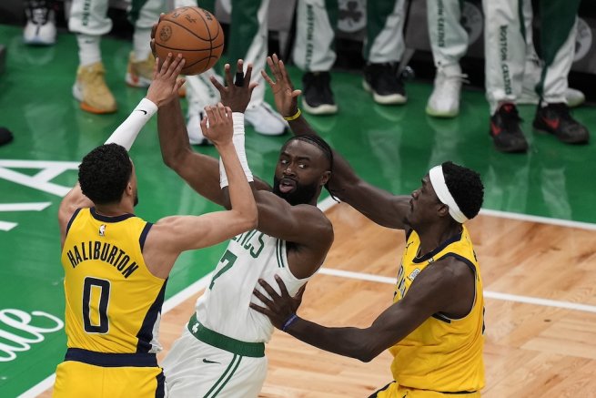 Lietuviai Neinvestuoja: „Boston Celtics“ Parduodami Už Rekordinę Sumą Lietuviai Neinvestuoja: „Boston Celtics“ Parduodami Už Rekordinę Sumą