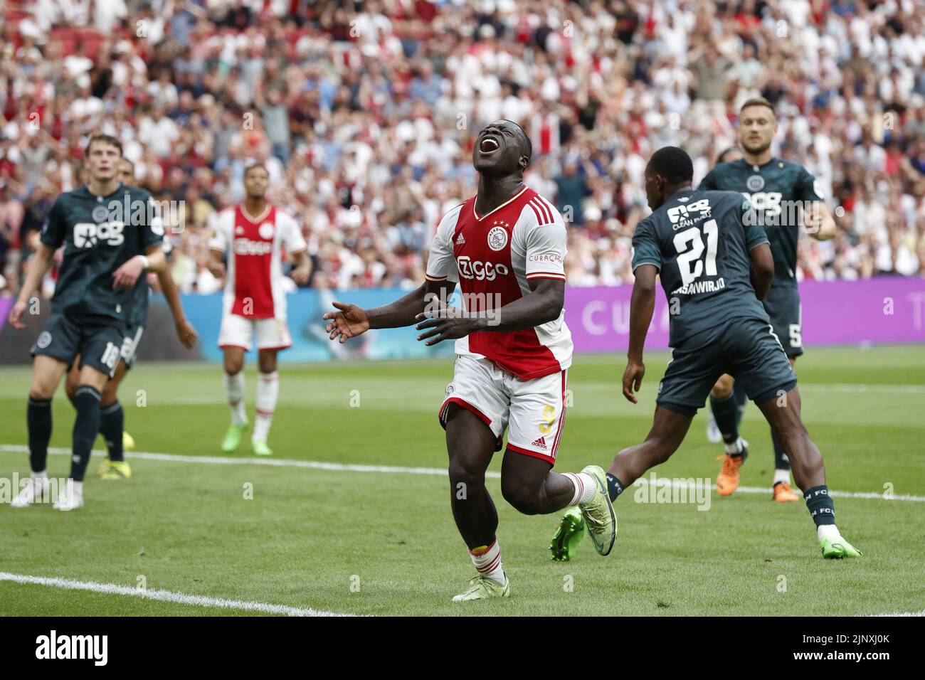 Man United's Missed €40m Target: Brobbey Vs. Hojlund's Goal Tally Man United's Missed €40m Target: Brobbey Vs. Hojlund's Goal Tally