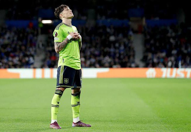 Manchester United's Garnacho: Transfer Speculation Mounts Amidst Chelsea Interest Manchester United's Garnacho: Transfer Speculation Mounts Amidst Chelsea Interest